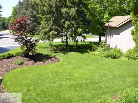 4444 Comanche, Okemos, MI 48864 photo 24