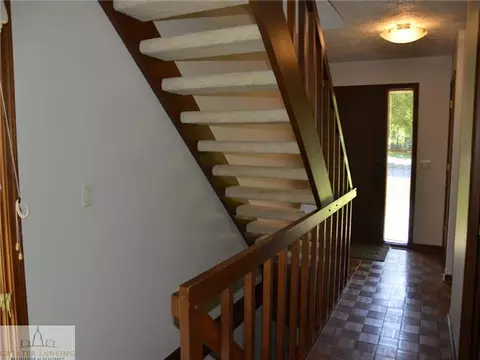 4444 Comanche, Okemos, MI 48864 photo 12