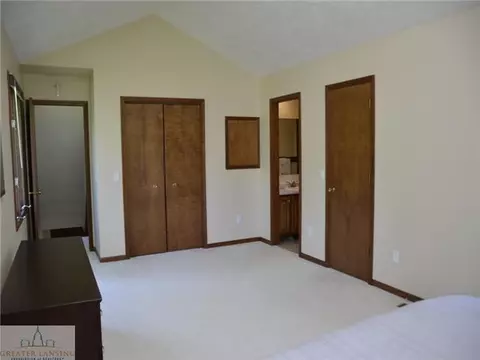 4444 Comanche, Okemos, MI 48864 photo 17