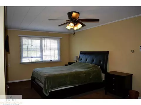 410 S Main, Perry, MI 48872 photo 22