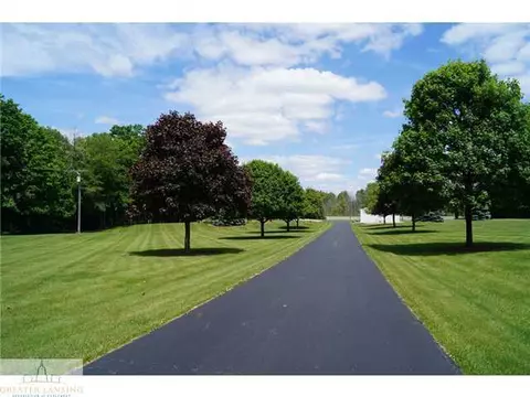 3233 Linn Rd, Williamston, MI 48895 photo 2