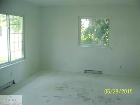 7348 Sunset Dr, Lansing, MI 48917 photo 3