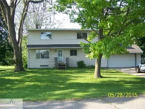 7348 Sunset Dr, Lansing, MI 48917 photo 1
