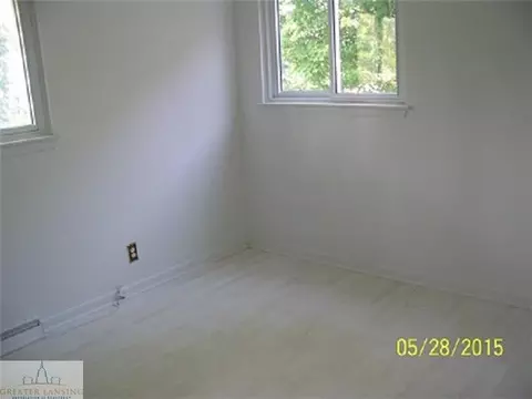 7348 Sunset Dr, Lansing, MI 48917 photo 9