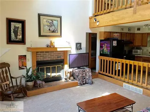 1623 S Dewitt, Dewitt, MI 48820 photo 2