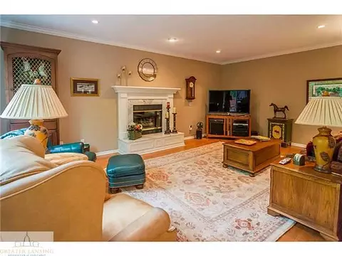 1127 Buckingham Rd, Haslett, MI 48840 photo 11