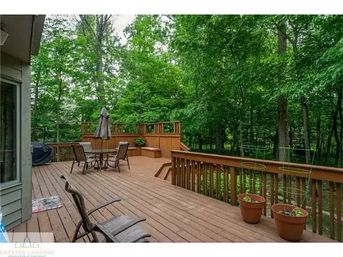 1127 Buckingham Rd, Haslett, MI 48840 photo 23