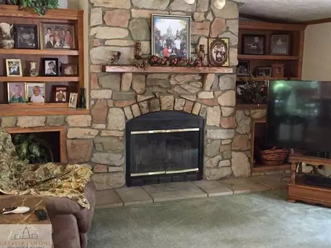 4860 E Clark, Bath, MI 48808 photo 7