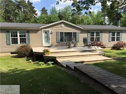 4860 E Clark, Bath, MI 48808 photo 1