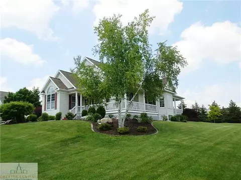 3300 Hollow Spring Dr, Dewitt, MI 48820 photo 2