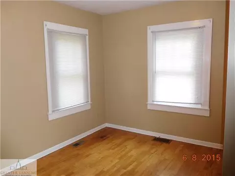 220 E Holmes Rd, Lansing, MI 48910 photo 6