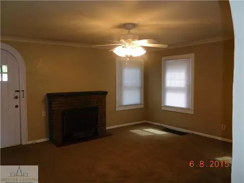 220 E Holmes Rd, Lansing, MI 48910 photo 2