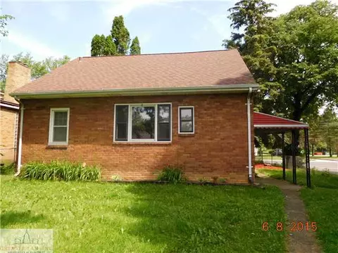220 E Holmes Rd, Lansing, MI 48910 photo 9
