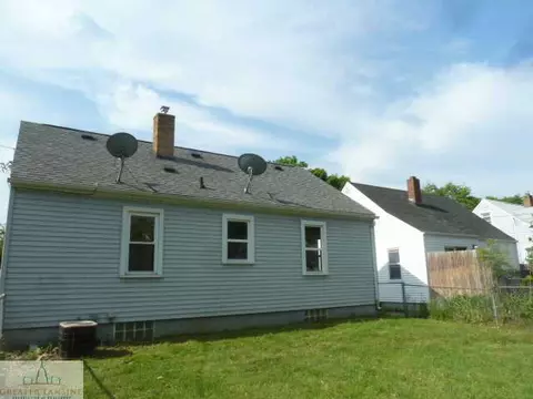 647 Maplehill Ave, Lansing, MI 48910 photo 15