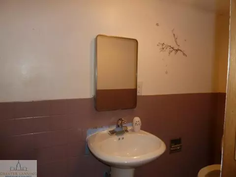 647 Maplehill Ave, Lansing, MI 48910 photo 14