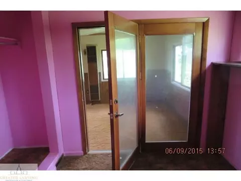 1736 E King St, Corunna, MI 48817 photo 8
