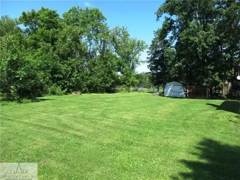 370 Walnut St, Dimondale, MI 48821 photo 14