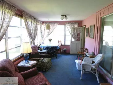 370 Walnut St, Dimondale, MI 48821 photo 4