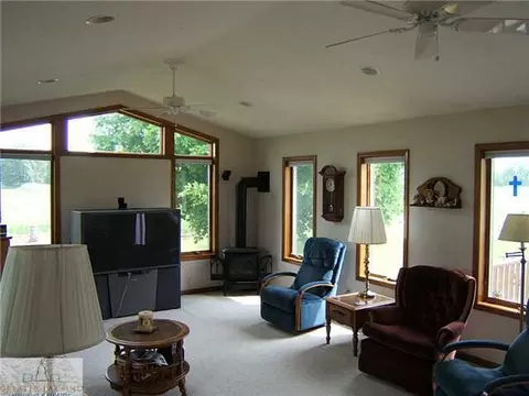 1723 E Colony St, Saint Johns, MI 48879 photo 12