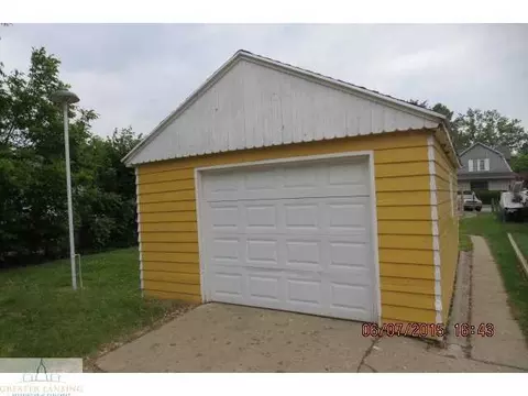 826 E Main St, Owosso, MI 48867 photo 10