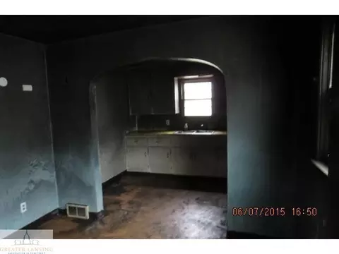 826 E Main St, Owosso, MI 48867 photo 3