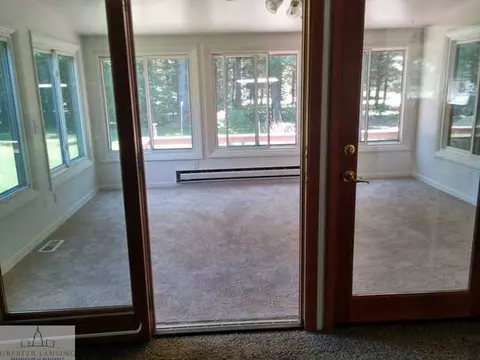 5656 Green Rd, Haslett, MI 48840 photo 9