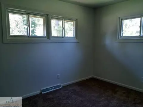 5656 Green Rd, Haslett, MI 48840 photo 11