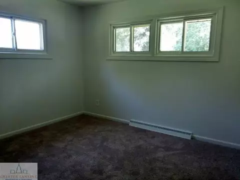 5656 Green Rd, Haslett, MI 48840 photo 10