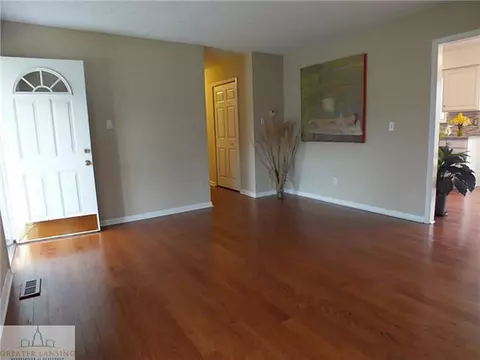 425 Wild Oak Ln, Perry, MI 48872 photo 11