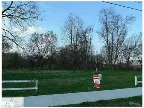 4072 Willoughby Rd, Holt, MI 48842 photo 3
