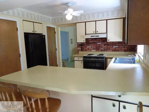 4603 Fieldcrest, Lansing, MI 48917 photo 7