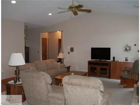 11333 Risner Ln, Eaton Rapids, MI 48827 photo 5