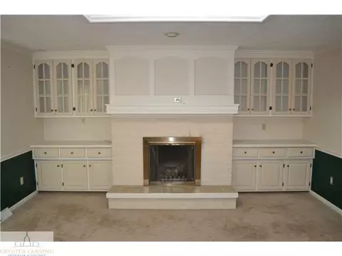 944 Robins, Lansing, MI 48917 photo 3