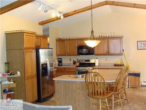 404 N Wheato, Charlotte, MI 48813 photo 7