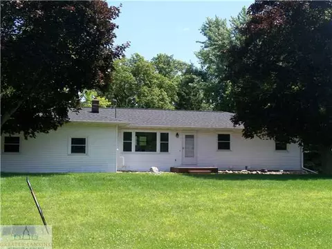 1175 Sanborn Dr, Dewitt, MI 48820 photo 1