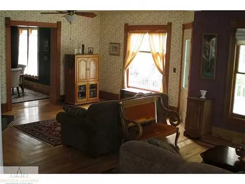 326 E Oak, Mason, MI 48854 photo 8