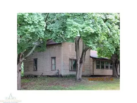 2357 E Maple Rapids St, Saint Johns, MI 48879 photo 1