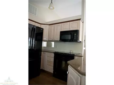 812 Birchwood, Dewitt, MI 48820 photo 6