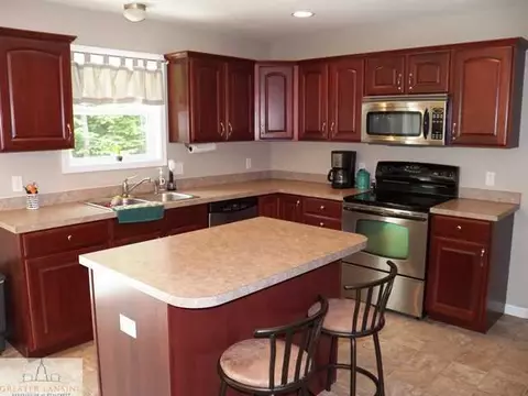 2645 Brigantine Dr, Lansing, MI 48911 photo 6