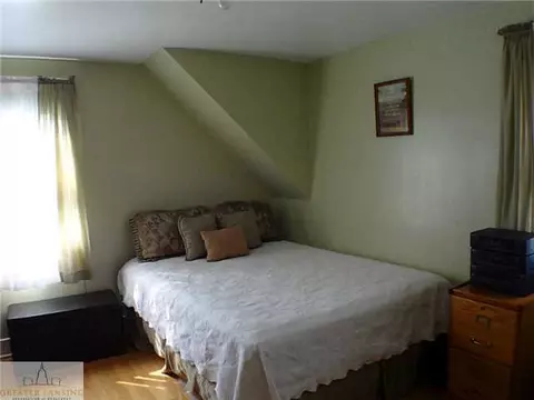 439 Everett Dr, Lansing, MI 48915 photo 19