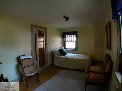 439 Everett Dr, Lansing, MI 48915 photo 22