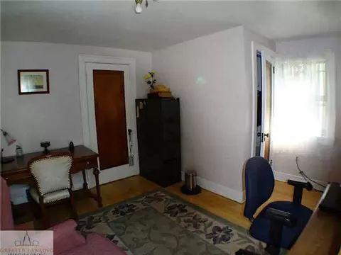 439 Everett Dr, Lansing, MI 48915 photo 17