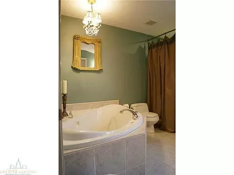 2278 Forest Rd, Lansing, MI 48910 photo 19