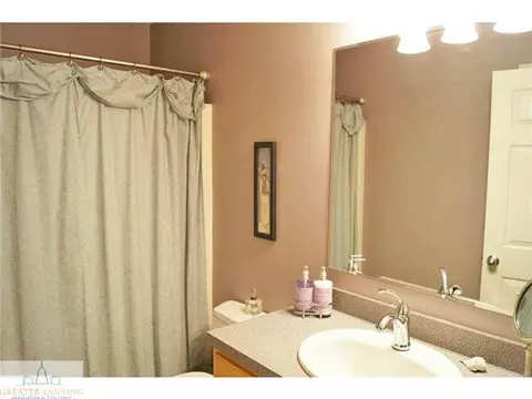 2278 Forest Rd, Lansing, MI 48910 photo 22