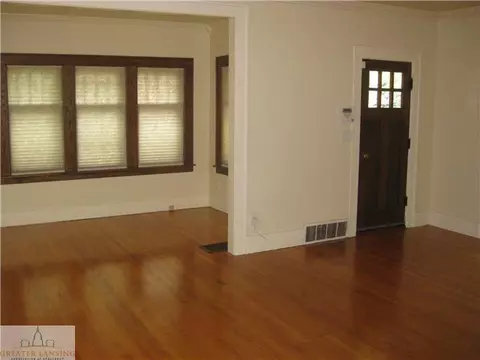 500 Bartlett, Lansing, MI 48915 photo 4