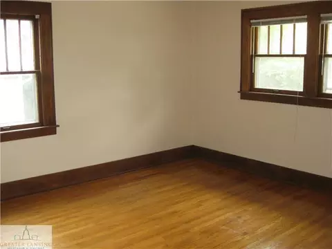 500 Bartlett, Lansing, MI 48915 photo 16