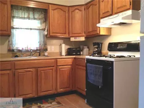 1573 E Stoll, Lansing, MI 48906 photo 13