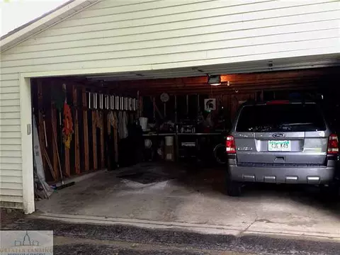 1573 E Stoll, Lansing, MI 48906 photo 5