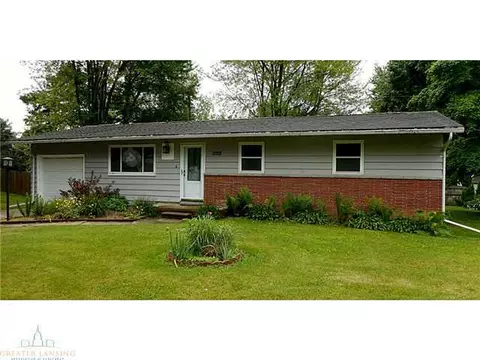 1055 Haslett Rd, Haslett, MI 48840 photo 1