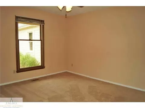 7237 Creekside Dr, Lansing, MI 48917 photo 11